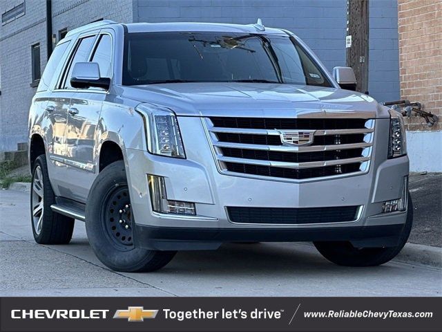 2017 Cadillac Escalade Luxury