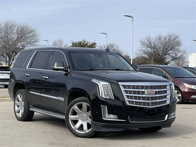 2017 Cadillac Escalade Luxury