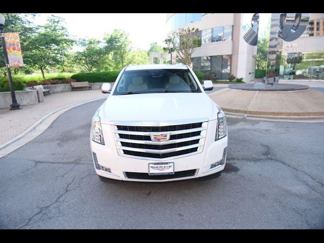 2017 Cadillac Escalade Luxury