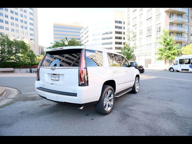 2017 Cadillac Escalade Luxury