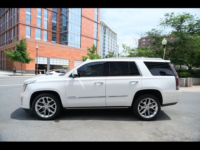 2017 Cadillac Escalade Platinum