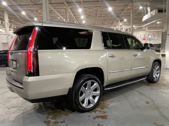 2017 Cadillac Escalade ESV Luxury