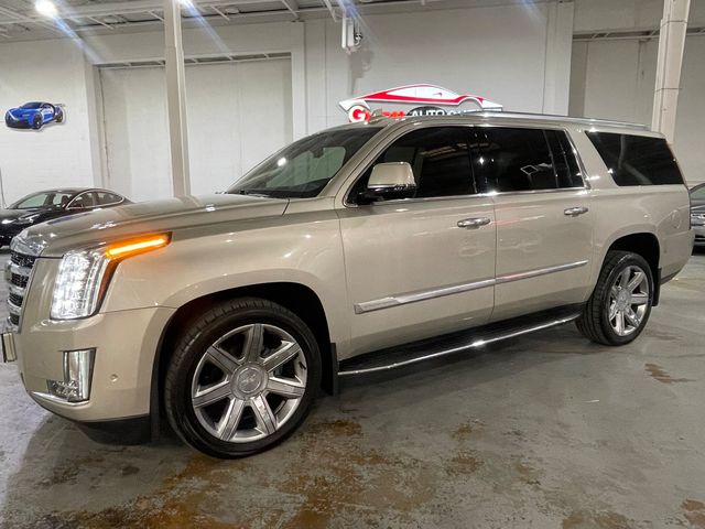 2017 Cadillac Escalade ESV Luxury