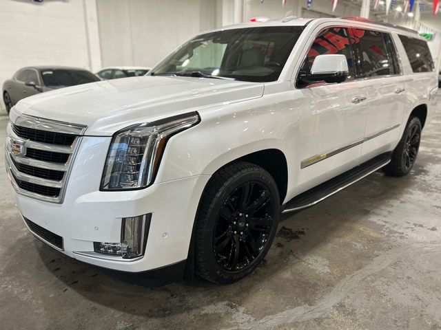 2017 Cadillac Escalade ESV Luxury