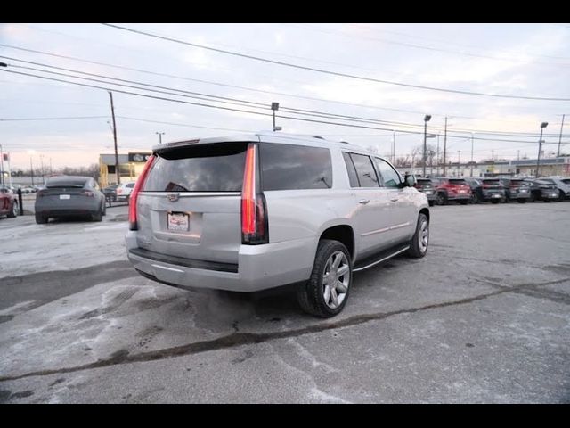 2017 Cadillac Escalade ESV Premium Luxury