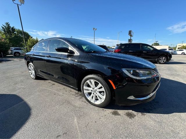 2017 Chrysler 200 Limited Platinum