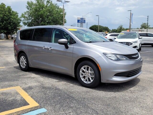 2017 Chrysler Pacifica Touring