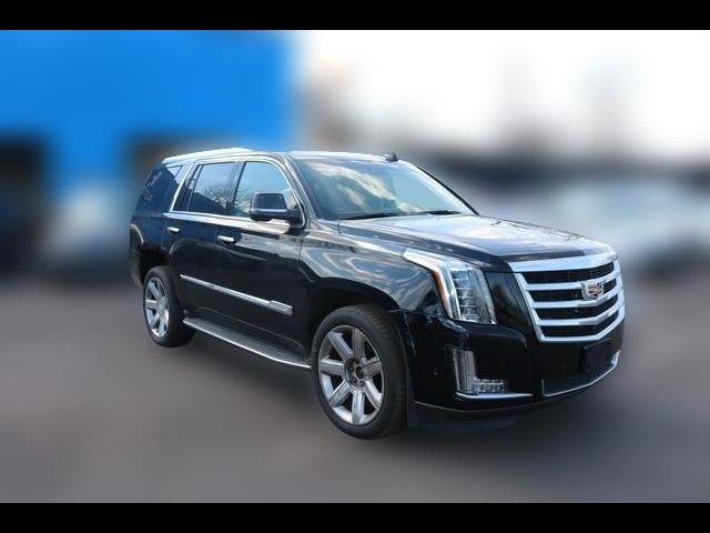 2017 Cadillac Escalade Luxury