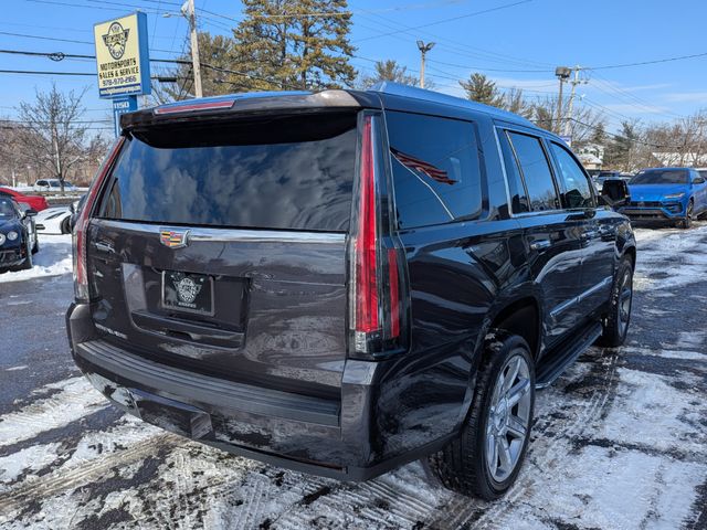 2017 Cadillac Escalade Luxury