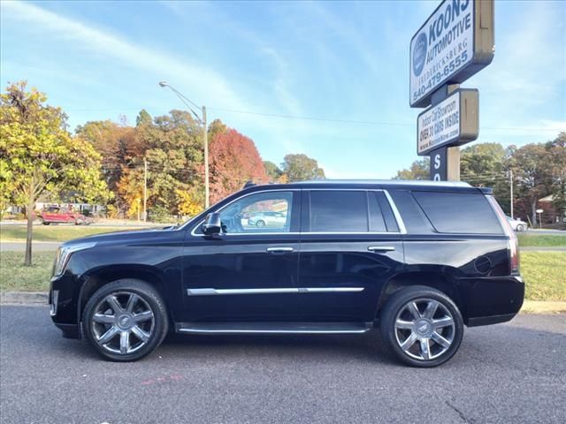 2017 Cadillac Escalade Luxury