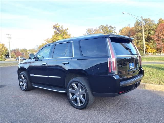 2017 Cadillac Escalade Luxury