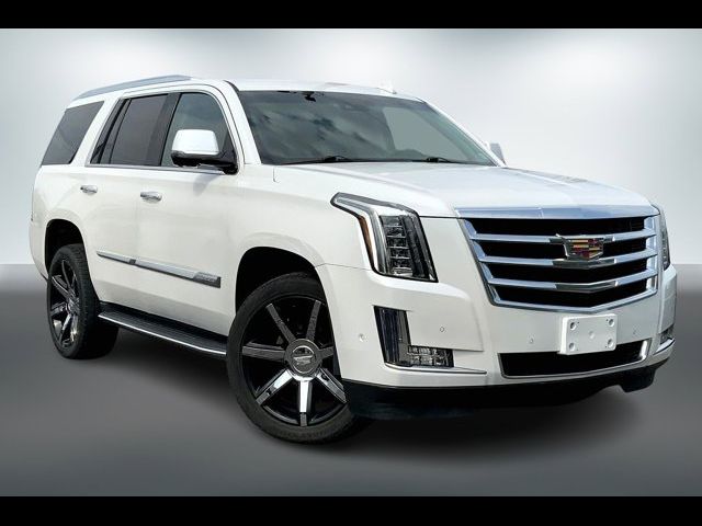 2017 Cadillac Escalade Luxury