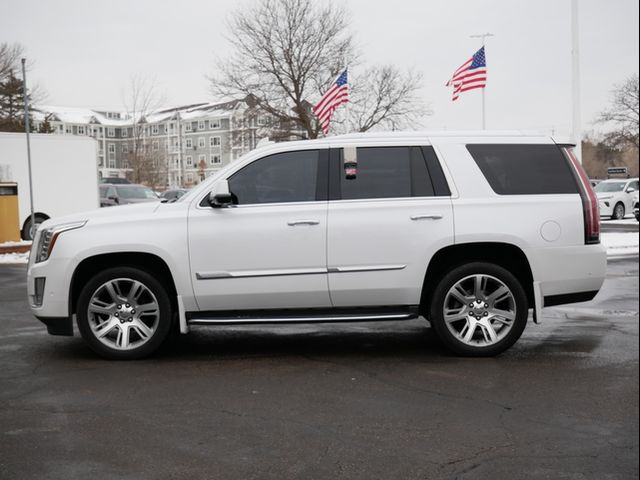 2017 Cadillac Escalade Luxury