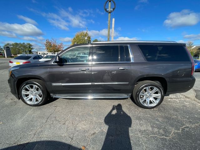 2017 Cadillac Escalade ESV Luxury