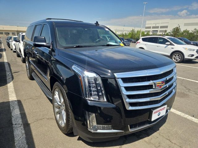 2017 Cadillac Escalade ESV Luxury
