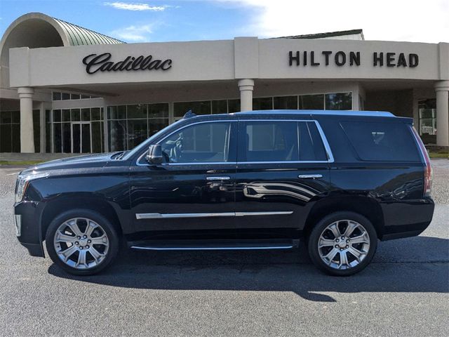 2017 Cadillac Escalade Luxury