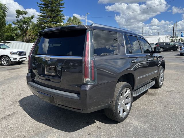 2017 Cadillac Escalade Luxury