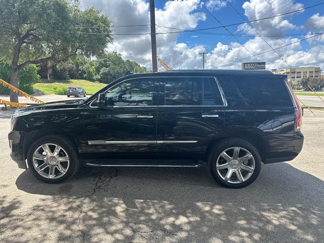 2017 Cadillac Escalade Luxury