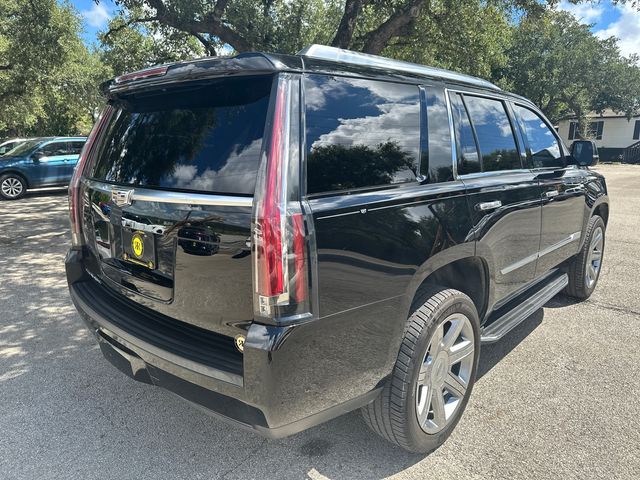 2017 Cadillac Escalade Luxury