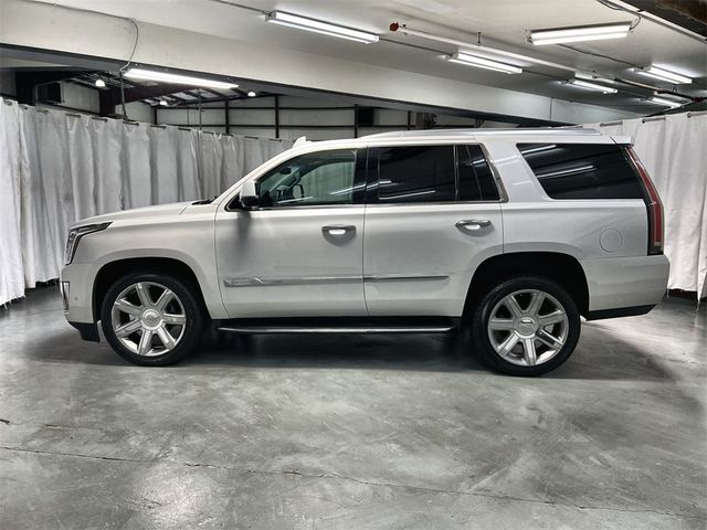 2017 Cadillac Escalade Luxury