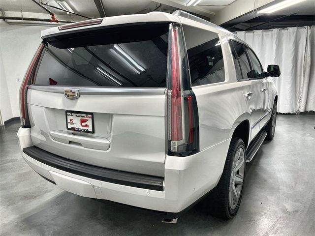 2017 Cadillac Escalade Luxury