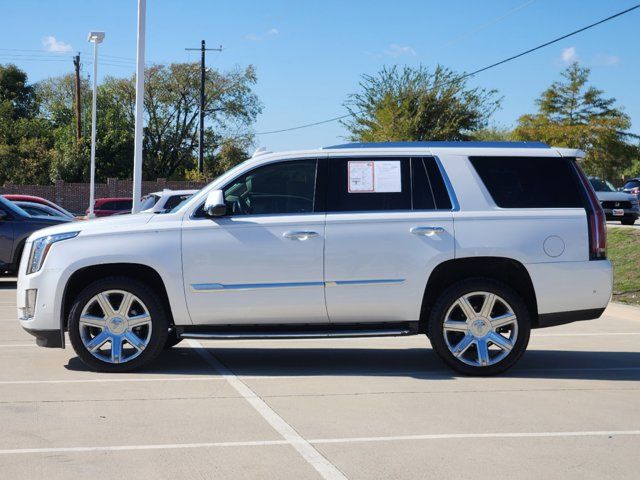 2017 Cadillac Escalade Luxury