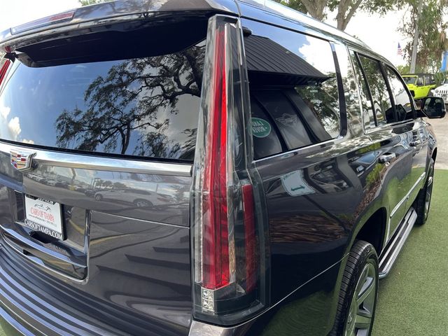 2017 Cadillac Escalade Luxury