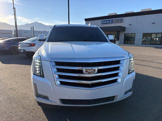 2017 Cadillac Escalade Luxury