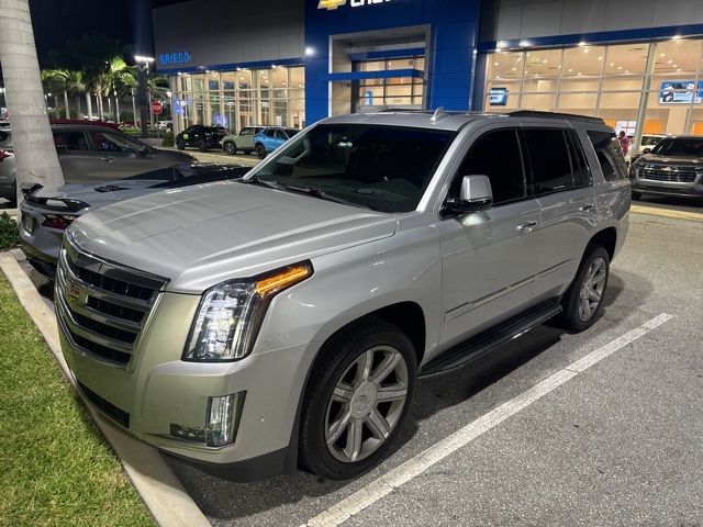 2017 Cadillac Escalade Luxury