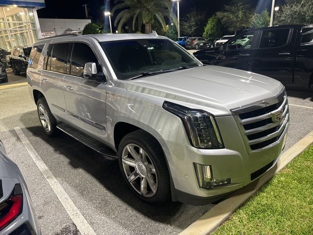 2017 Cadillac Escalade Luxury