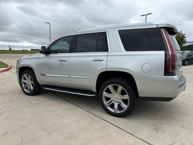 2017 Cadillac Escalade Luxury