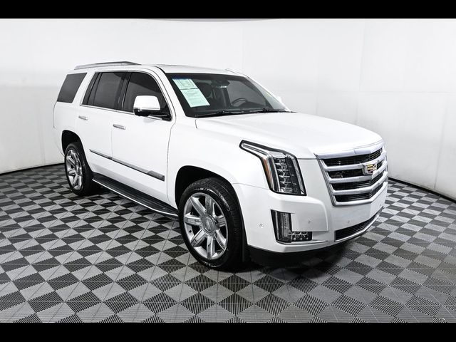 2017 Cadillac Escalade Luxury