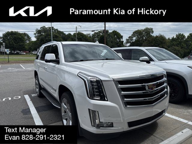 2017 Cadillac Escalade Luxury