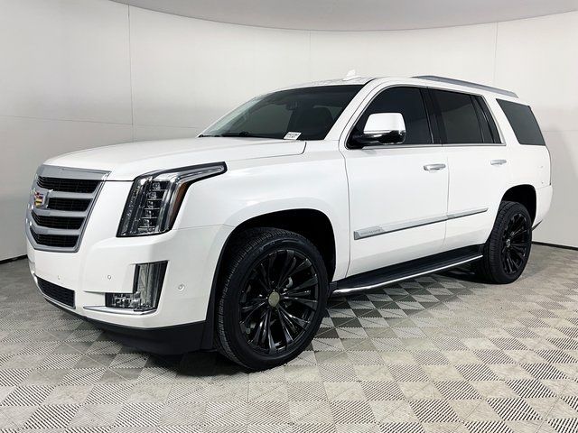 2017 Cadillac Escalade Luxury