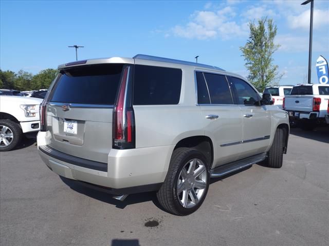 2017 Cadillac Escalade Luxury