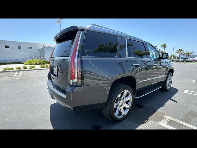 2017 Cadillac Escalade Luxury