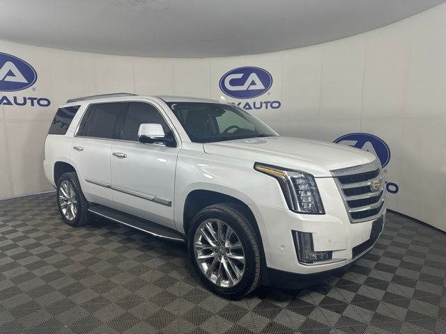 2017 Cadillac Escalade Luxury