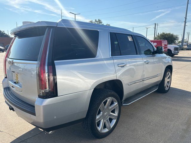 2017 Cadillac Escalade Luxury