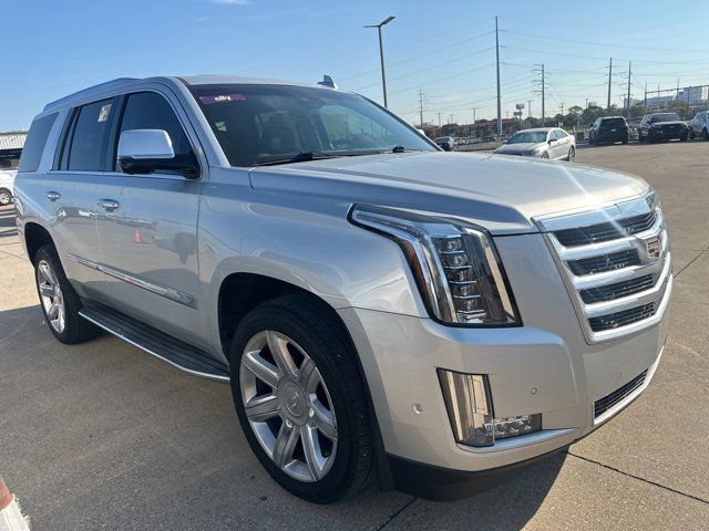 2017 Cadillac Escalade Luxury