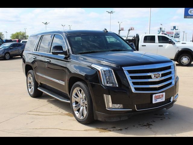 2017 Cadillac Escalade Luxury