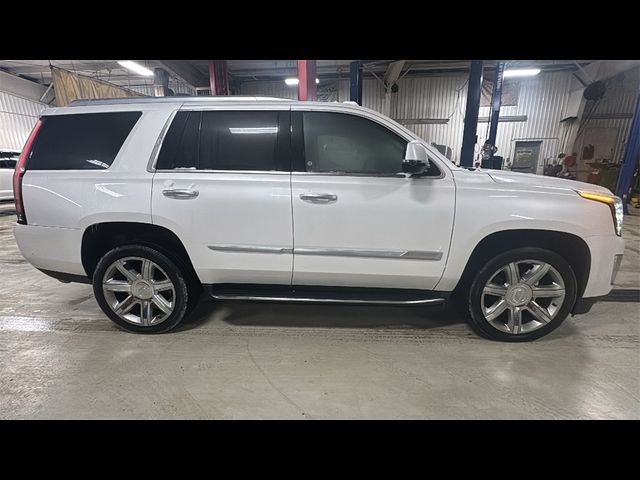 2017 Cadillac Escalade Luxury