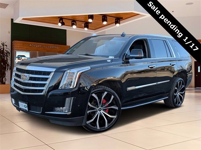 2017 Cadillac Escalade Luxury