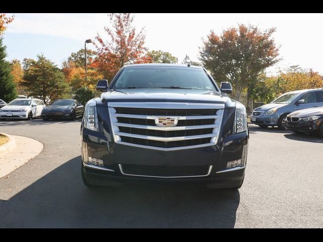 2017 Cadillac Escalade Luxury