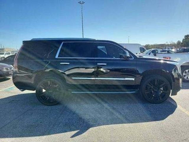 2017 Cadillac Escalade Luxury