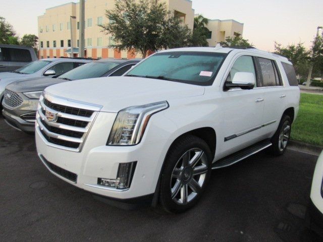 2017 Cadillac Escalade Luxury