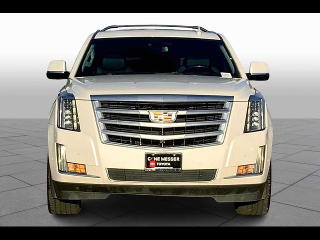 2017 Cadillac Escalade Luxury