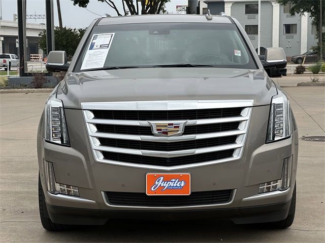 2017 Cadillac Escalade Luxury