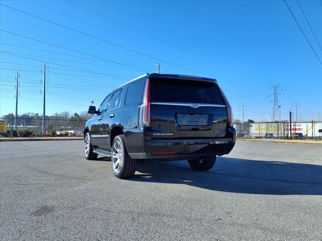 2017 Cadillac Escalade Luxury