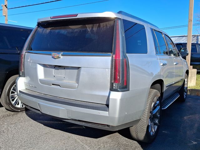 2017 Cadillac Escalade Luxury