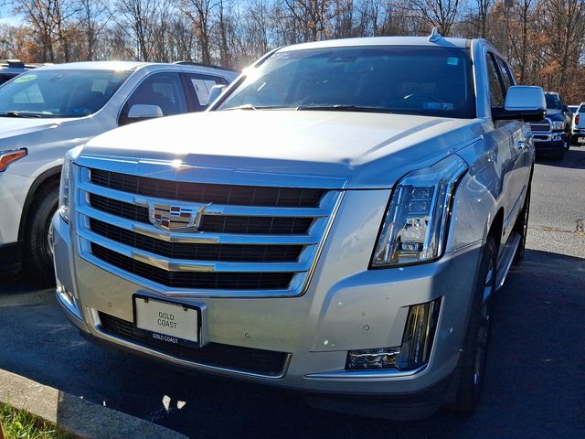 2017 Cadillac Escalade Luxury